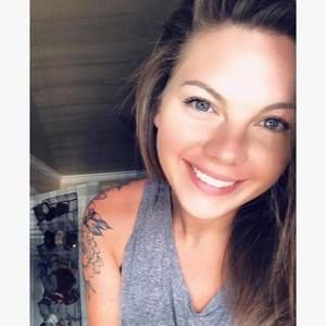 Meet your Posher, Alexis